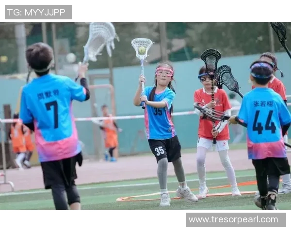 成都网球队配合变革引发热议提升竞技水平与团队协作新思路